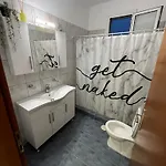 Tall House 度假居 Néa Péramos