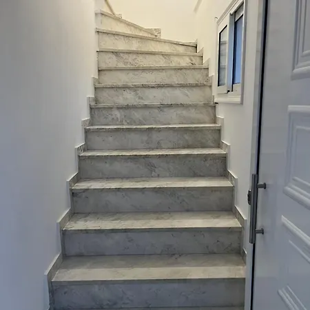 Tall House בית נופש *